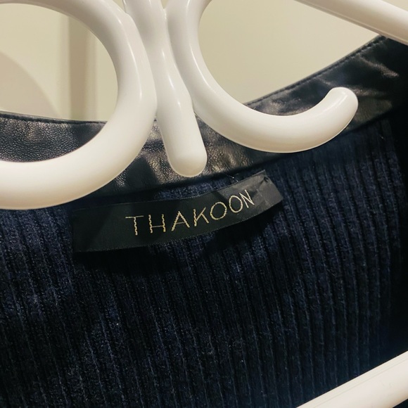 🌟Buy 1 Get 1 FREE 100% Wool Lambskin Cardigan Navy - Made in Italy - Picture 6 of 11